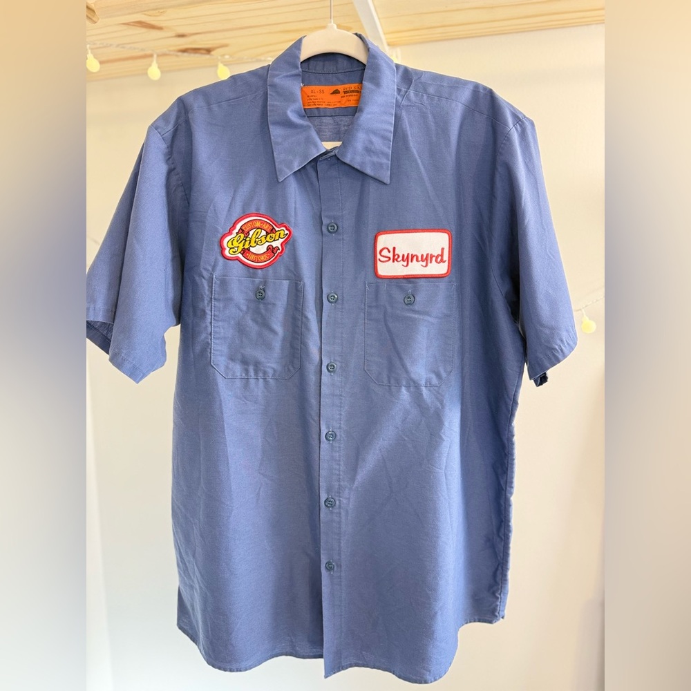🌾 Men’s Retro Inspired Gibson/Skynard Patched Button-Down Shirt‎